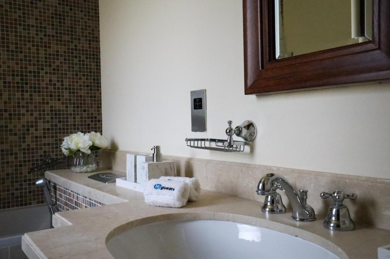 Higuests - Charming Apt With Private Balcony Near Dubai Mall Exterior photo