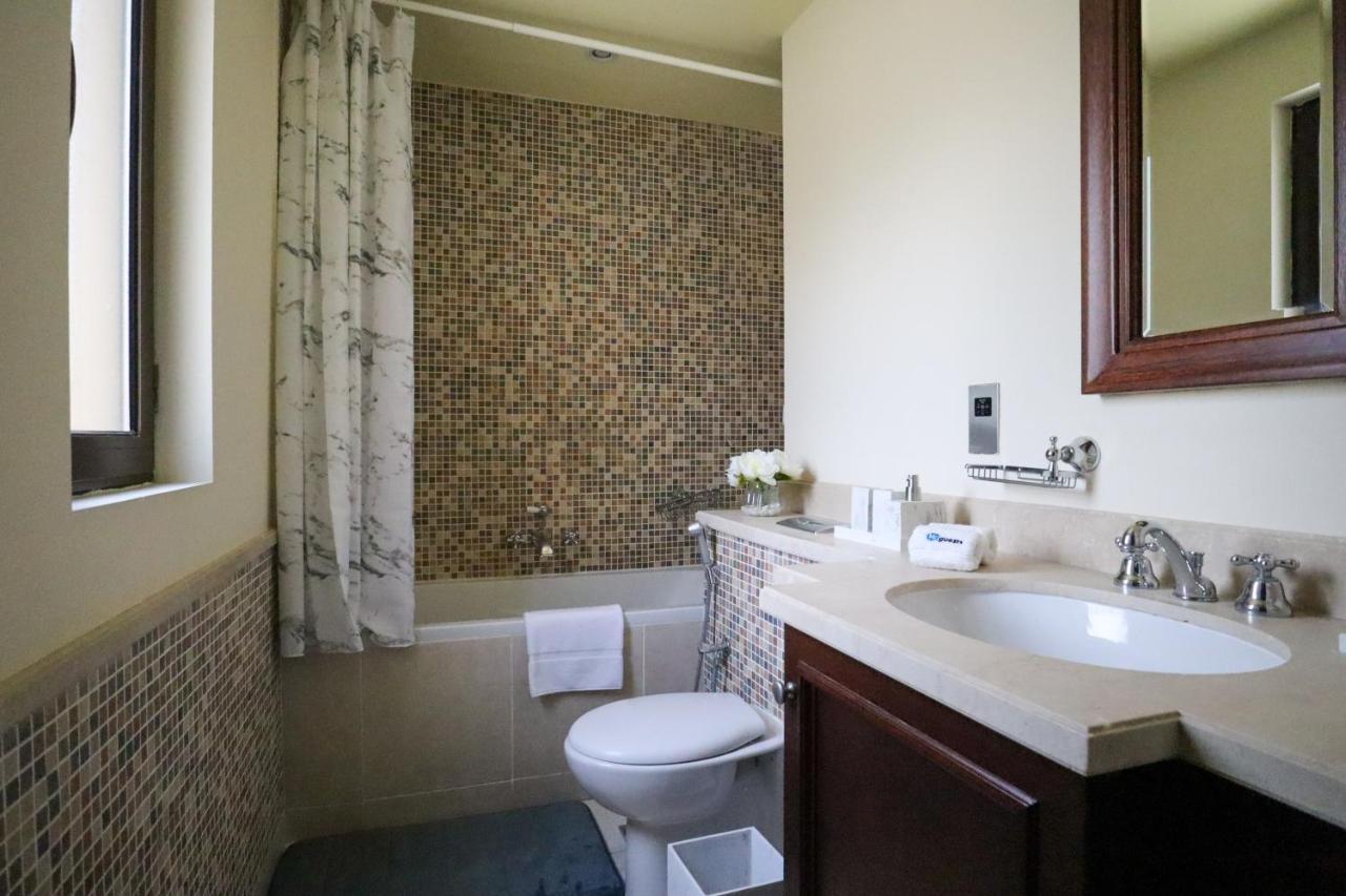 Higuests - Charming Apt With Private Balcony Near Dubai Mall Exterior photo