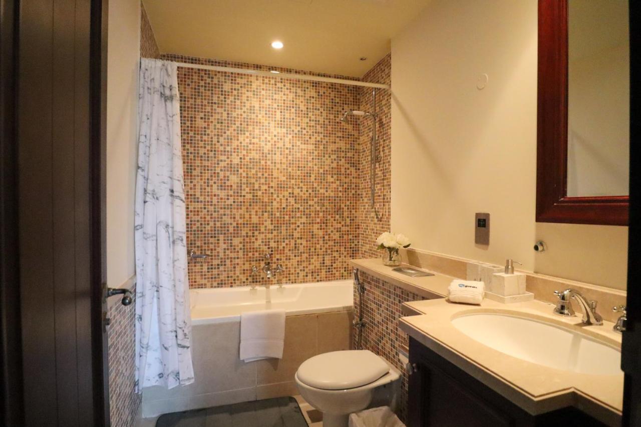 Higuests - Charming Apt With Private Balcony Near Dubai Mall Exterior photo