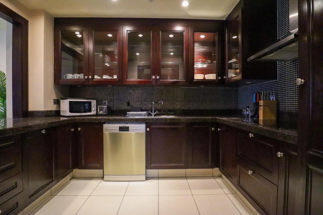 Higuests - Charming Apt With Private Balcony Near Dubai Mall Exterior photo